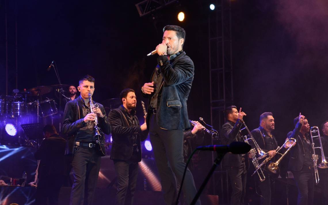 Triunfa Banda MS en el estadio Manuel L. Almanza El Heraldo de